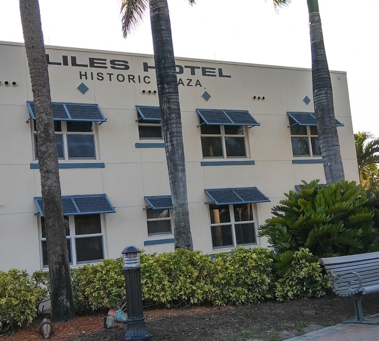 Liles Hotel History Center (Bonita&nbspSprings,&nbspFL)